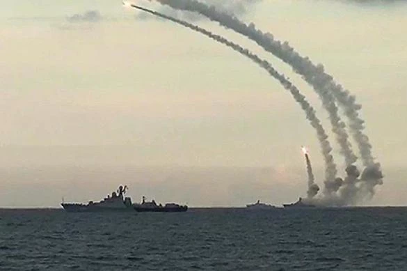 Σκληραίνει το «παιχνίδι» ΗΠΑ-Ρωσίας: Η Μόσχα αύξησε τον αριθμό πυραύλων Κρουζ και τα αποθέματα χρυσού – Έρχεται «κόλαση» στην παγκόσμια «σκακιέρα»